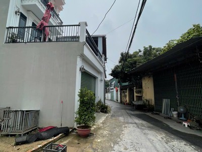 Nhà trung tâm phường xuân hòa   gần chợ   nhà đẹp, công năng đầy đủ   giá hơn 3 tỷ 0
