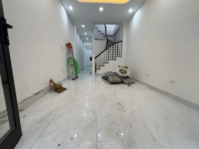 Đức giang,long biên 10tỷ 50m lô góc,ô tô đỗ cửa kinh doanh cho thuê đỉnh 2