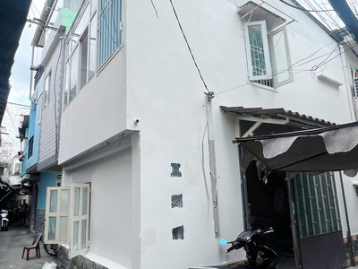 Nhà góc mới 2 tầng hẻm thẳng nguyễn duy p9 q8. giá 2.75 tỷ tl 3