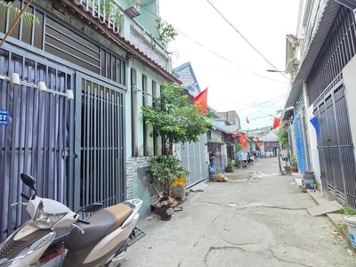 Bán nhà 75m2 ngay cao đẳng công thương  đỗ xuân hợp phường phước long b, q9,  nhỉnh 5 tỷ. pb322 3