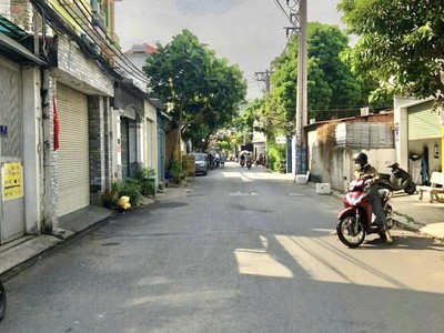 Đất mặt tiền, diện tích khủng 8x25m, buôn bán kinh doanh, vị trí siêu vip, giá tốt lắm 2