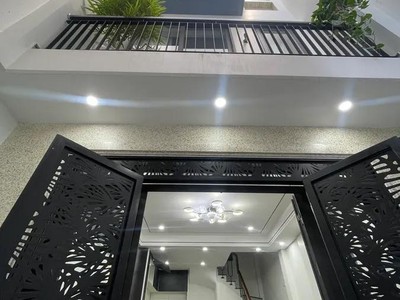 Hiếm. nhà ngọc thụy 45m2 5t, ô tô đỗ cạnh nhà, full nội thất. chỉ 7 tỷ hơn 0