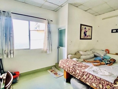 Ngộp gấp bán - nhà hẻm xe hơi âu cơ - sân rộng - 54m nở hậu chỉ nhỉnh 5 4