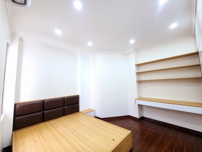 Nhà tại ba đình 50m2-6 tầng thang máy- 4m mt- 12.5 tỷ 2