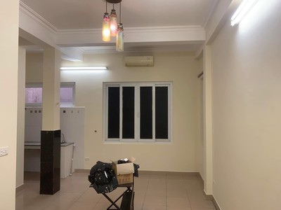 Bán nhà ngõ chợ khâm thiên 25/34m2 x 6 tầng, 3 phòng ngủ đầy đủ công năng, khu vực trung tâm của 1