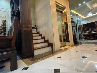 Bán nhà đẹp liễu giai   6 tầng thang máy, ở ngay, chỉ 14 tỷ 0