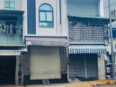 Mặt tiền lạc long quân   p9 tân bình   3 tầng   chỉ nhỉnh 6 tỷ. 0