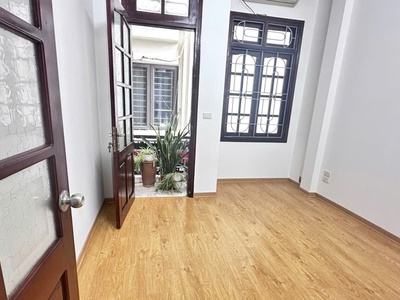 Siêu phẩm dương quảng hàm, nhà đẹp dân xây, ngõ rộng, gần chợ - 43m2, 5 tầng 1