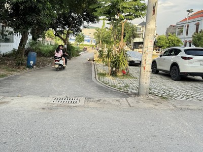 Bán đất mai hiên- mai lâm đông anh- 40m -nhỉnh 4 tỷ  thương lương 0