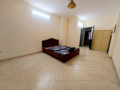 Bán nhà p.lô quân đội hoàng văn thái, thanh xuân, ôtô đỗ cửa, 45m2, ô chờ thang máy 2