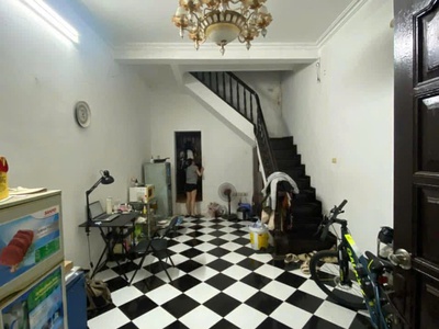 Cho thuê căn hộ tập thể phố minh khai,  90m2, 3 ngủ, 7.5 triệu cho ở sinh viên, gđ 0