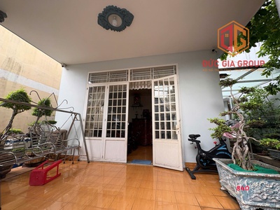 Hot  nhà mặt tiền trương quyền, có 2 mặt tiền, gần bv hoàn mỹ, dt lớn, giá rẻ 1