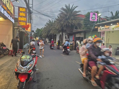 Hàng hiếm giữa lòng tp   mặt tiền nguyễn hữu cầu   chính chủ gửi bán 2