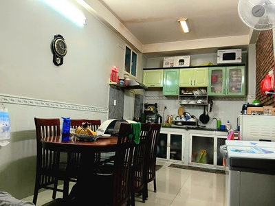 Bán gấp nhà hẻm 270 đường phan đình phùng 51.3 mét 4 tầng, 3x17 giá mềm nhất quận 8.8 tỷ phú nhuận 2