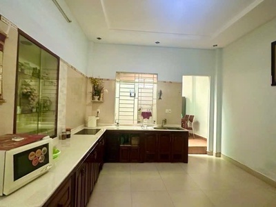 Bán nhà quận 4- 4 tầng- đường tôn thất thuyết- xe hơi tới nhà- thông ra xóm chiếu, hoàng diệu. 3