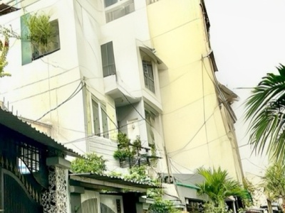 Bán nhà quận 4- 4 tầng- đường tôn thất thuyết- xe hơi tới nhà- thông ra xóm chiếu, hoàng diệu. 4