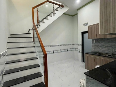 Bán nhà mới 2 tầng p.biên hòa,shr thổ cư 100,1 sẹc bùi hữu nghĩa,giá rẻ 1