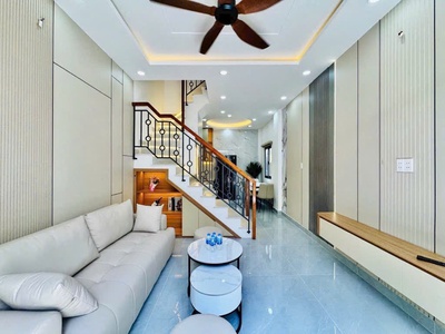 Bán  nhà đẹp quang trung, gv chỉ 3ty950, full nội thất 1