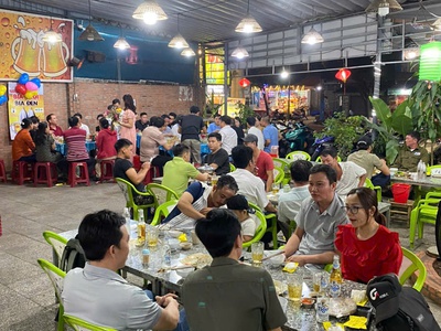 Sang quán nhậu mặt tiền đt 743, dĩ an, bình dương 4
