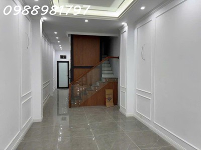 Cần bán nhà phân lô view hồ khu đô thị vĩnh hưng nhà mới 45m2x5 tầng 2