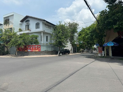 Lô đất mặt tiền ngang đẹp cực hiếm phường nam nha trang. 2