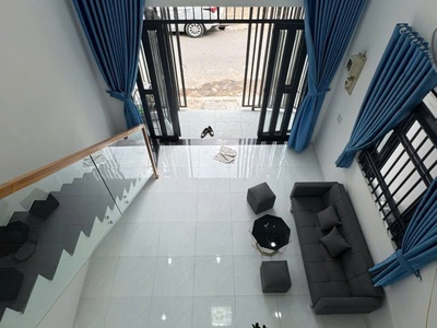 Nhà đẹp   hẻm 8m như mặt tiền   trệt lửng 3 phòng ngủ   chỉ việc ở 0