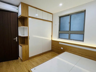 Bán căn 2 ngủ tầng thấp toà hh4 linh đàm tiện đi lại, thoáng mát giá chỉ 2 tỷ 570 bao phí 1