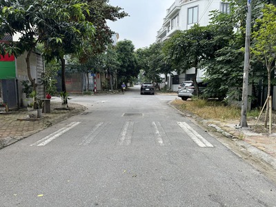 Đất TĐC Trâu Quỳ: 113m2 đường 11m, đối diện Shophouse Metropolitan - Khổ đất đẹp, đầu tư hoặc an cư 0