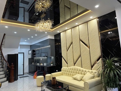 Bán Nhà Đại Từ ,DT45m2 ,Giá 7.xxTỷ , Ngõ Nông , hoáng Sáng , Lô góc 2