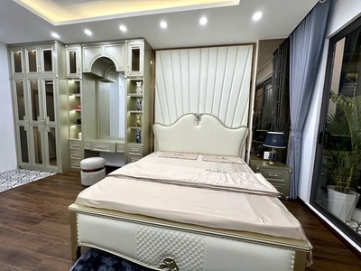 Bán Nhà Đại Từ ,DT45m2 ,Giá 7.xxTỷ , Ngõ Nông , hoáng Sáng , Lô góc 3