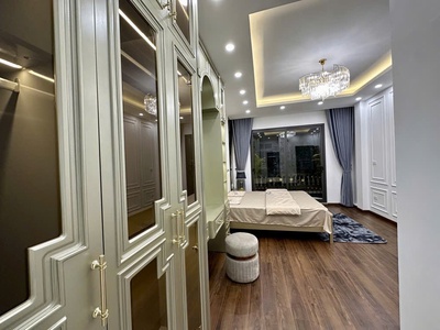Bán Nhà Đại Từ ,DT45m2 ,Giá 7.xxTỷ , Ngõ Nông , hoáng Sáng , Lô góc 1