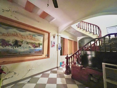 Bán nhà mặt phố đường thành, 215m2, mặt tiền 5.5m, 194 tỷ, đường 2 chiều, vỉa hè rộng 2