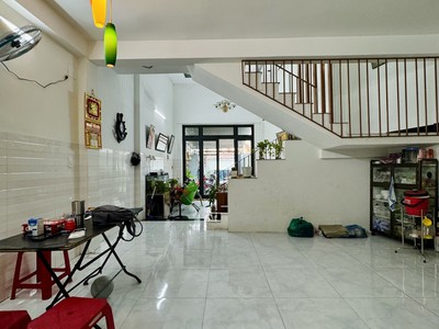  nhà 2 tầng lệch đẹp   kiệt 2 ô tô   chỉ 4.8 tỷ   gần mặt tiền ông ích đường 3