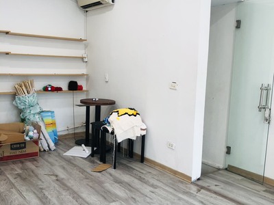 Cho thuê nhà mặt phố nguyễn huy tự - hai bà trưng, 22m2 x 3 tầng, mặt tiền 6m, 14tr/tháng, vỉa hè, 2
