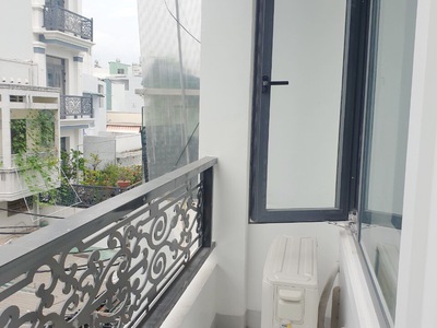 Bán chdv có thang máy  17 phòng thu nhập 100triệu/tháng , full nội thất cao cấp gần mt phạm hùng p4 3