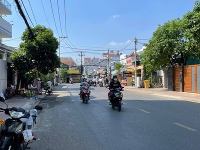 Bán nhà mặt tiền 1 hầm 7 lầu 8x30m giá 38 tỷ đường trần thị cờ 2