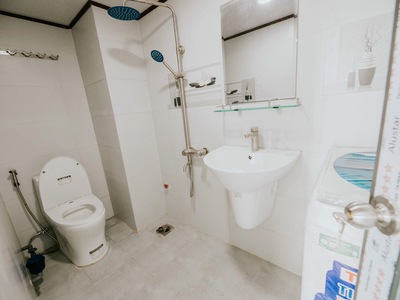 Bán chdv có thang máy  17 phòng thu nhập 100triệu/tháng , full nội thất cao cấp gần mt phạm hùng p4 4