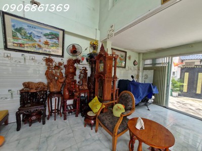 Căn góc 2 mt, 65m2, 3 tầng lầu, sân thượng thoáng mát, đường linh đông, phường linh đông, thủ đức, 1