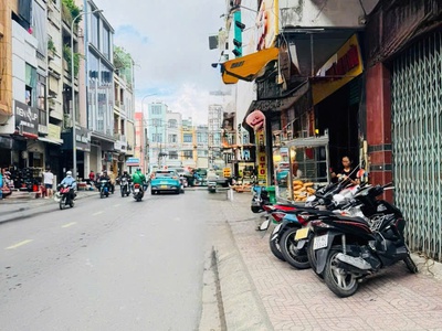 Mặt tiền phạm văn hai   5 tầng btct   kinh doanh sầm uất   dòng tiền 25tr/tháng. hơn 13 tỷ.  . 0