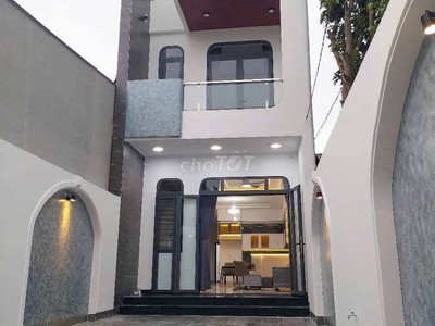 Nhà trệt 2 lầu Định Hòa sát bên Đại Học QuốcTế Miền Đông 2