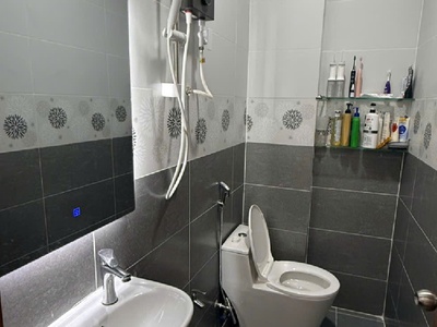 Siêu phẩm hàng hiếm   hxt thông   vip bàu cát   nguyễn hồng đào - 3 tầng. nhỉnh 5 tỷ.    . 2