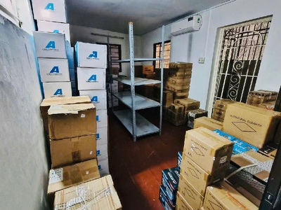 Gần mặt tiền 3/2   lô góc 2 mặt hẻm   ngang 5.3m nở hậu   q.10   nhỉnh 8 tỷ.     . 3