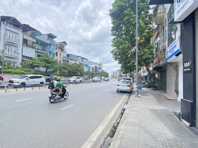 Mặt phố nghi tàm - lô góc - 3 mặt thoáng   vị trí đắc địa  cơ hội vàng: mua gộp 3 căn, giá chỉ 0