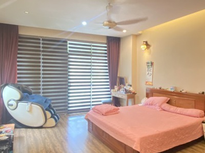 Mặt phố nghi tàm - lô góc - 3 mặt thoáng   vị trí đắc địa  cơ hội vàng: mua gộp 3 căn, giá chỉ 2
