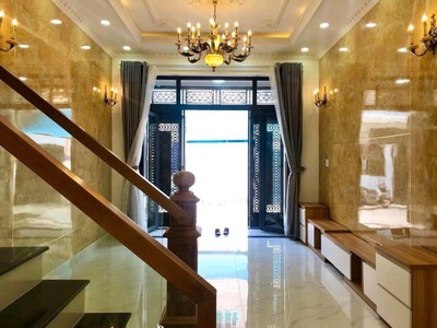 Bán nhà phường linh đông, dt 55 m2, 4 tầng, sổ hồng. giá chỉ  6.59  tỷ 0