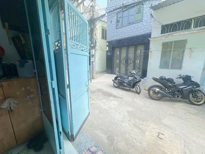 Hẻm ô tô nơ trang long bình thạnh 3
