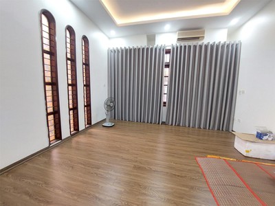 Bán nhà mặt phố ngọc lâm 68m2, 5 tầng, kinh doanh đỉnh, giá cực hiếm 2