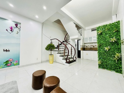 Nhà dân xây dộc lập lâm tường 5 tầng giá rẻ 1