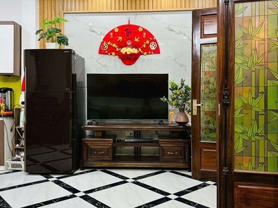 Nhà cổ nhuế   48m2   4 tầng   50m ra phố   sổ đỏ sẵn   gần resco, bv phương đông - 9,5 tỷ 0