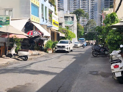 Tô hiến thành   hẻm xe hơi   nhà 4 tầng btct   chỉ 6.x tỷ 0